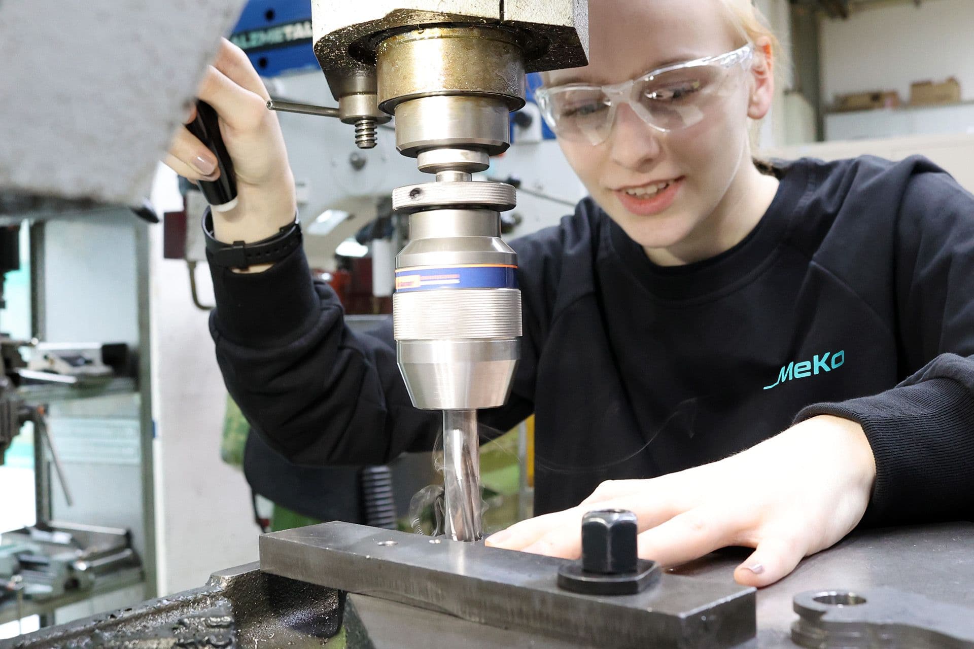 Was zeichnet eine Ausbildung bei MeKo aus?